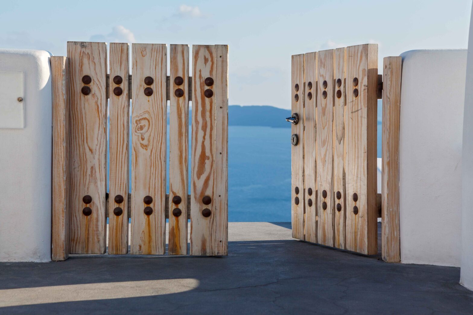 Choosing the Best Material for Your Gate | Big Easy Gates
